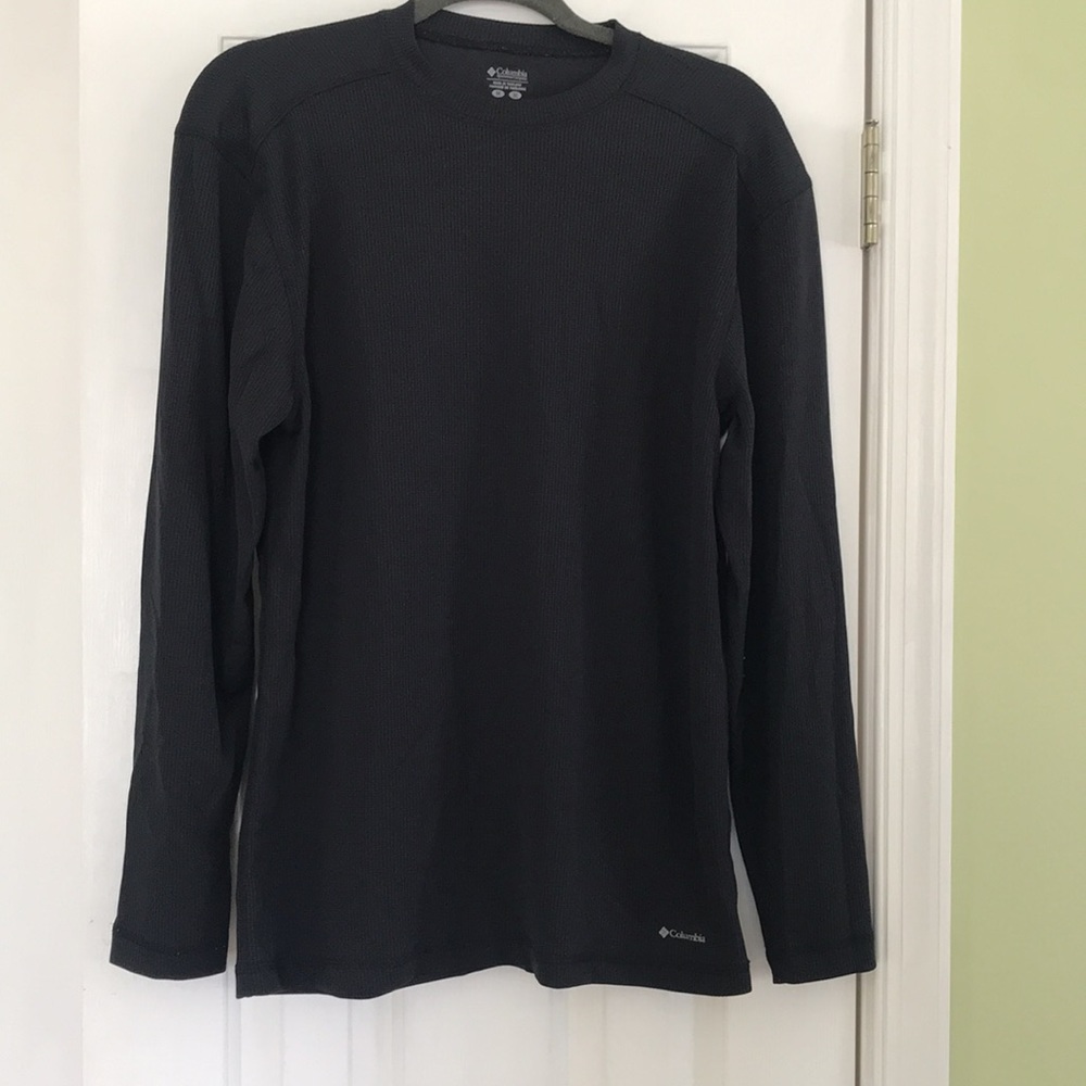 Men’s Columbia lightweight long sleeve top SzM.EUC